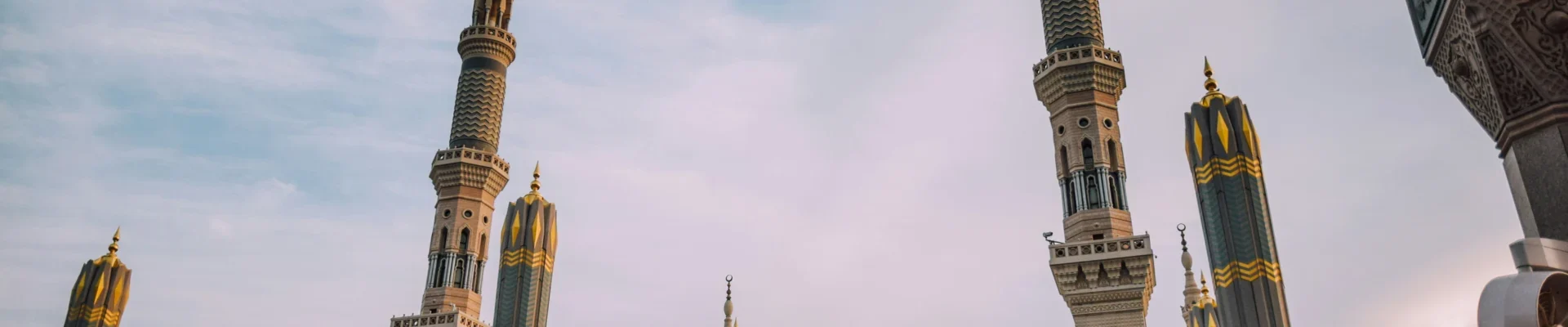 yasmine-arfaoui-qbvAboqHkBg-unsplash